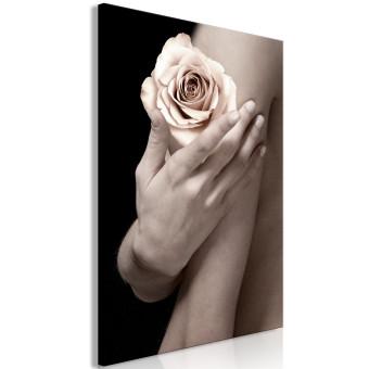 Canvas Tea rose on a hand - photo of a woman holding a flower in her hand