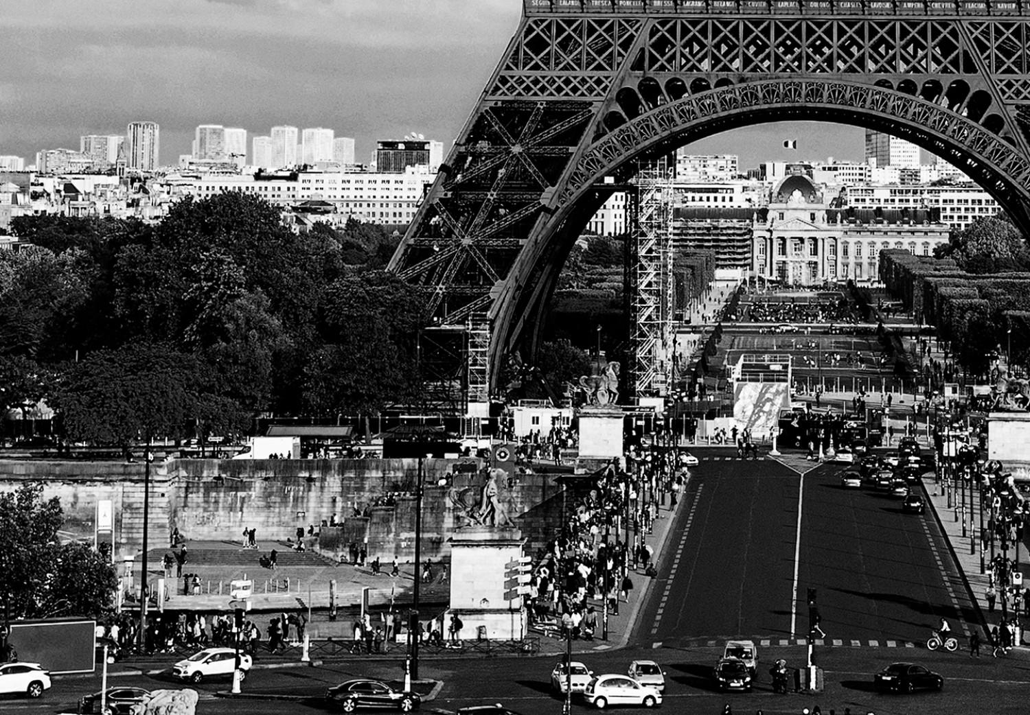 Canvas Black and White Eiffel Tower (1-part) wide - architecture of Paris