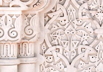 Poster Lacy Radiance - beige architecture of a column adorned with ornaments