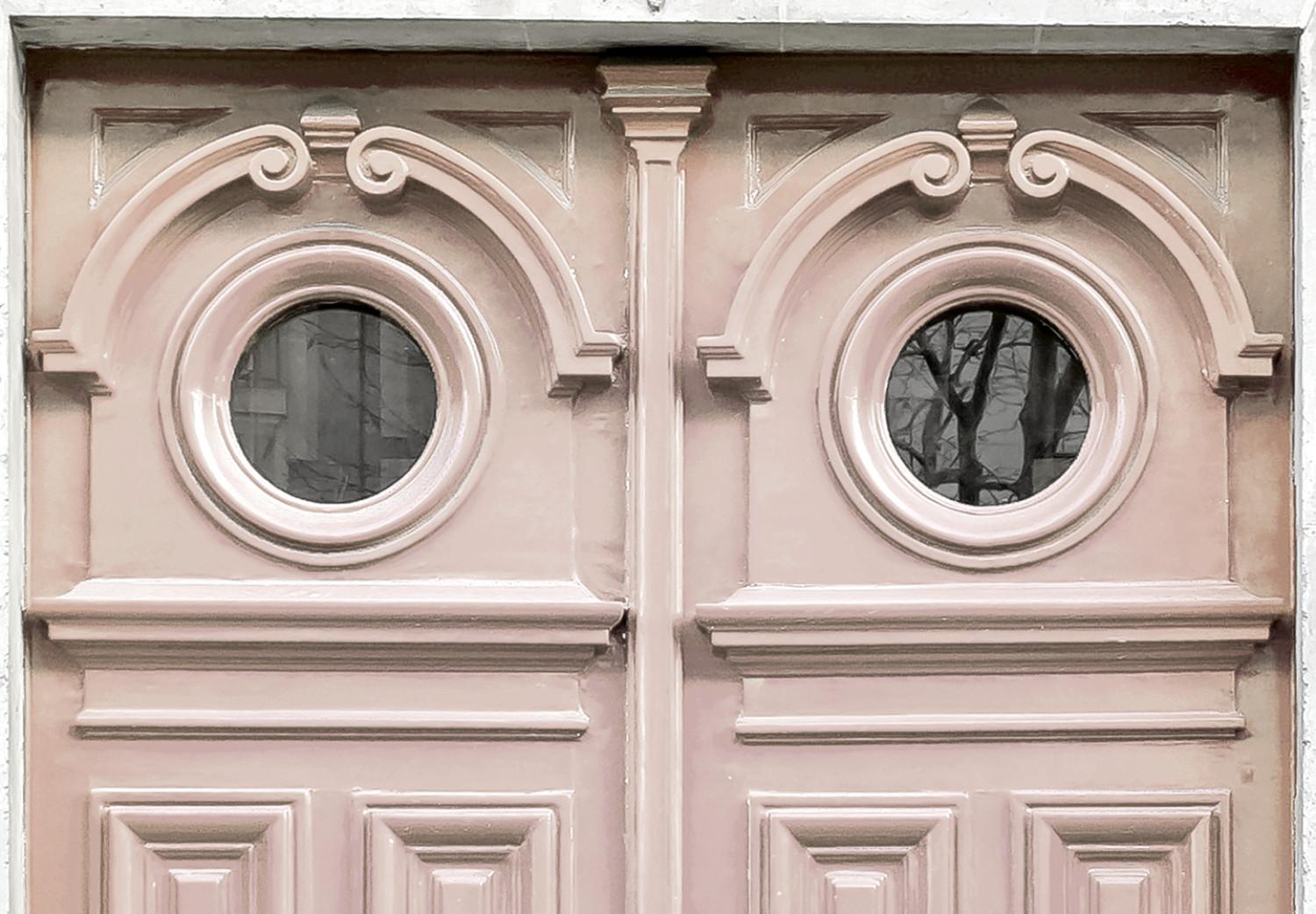 Canvas Pink Paris tenement house door - a photograph of Paris architecture
