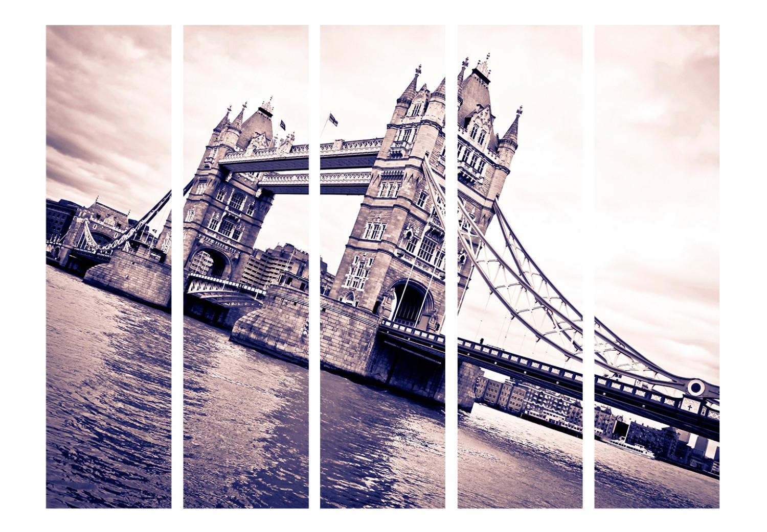 Room Divider Tower Bridge II (5-piece) - river against the backdrop of London architecture