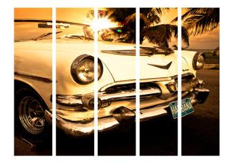 Room Divider Viva Havana! II (5-piece) - retro car against a sunset backdrop