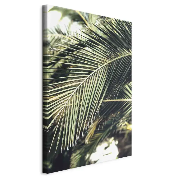 Green Queen Vertical - exotic palm leaf landscape