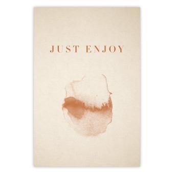 Poster Just Enjoy - English texts and watercolor pattern on a beige background