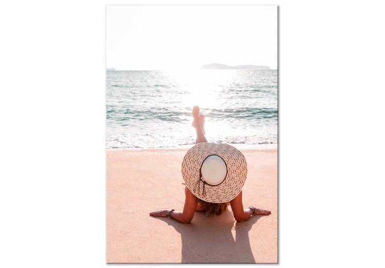 Canvas Print Rest on the beach - Sea landscape with a woman in a hat