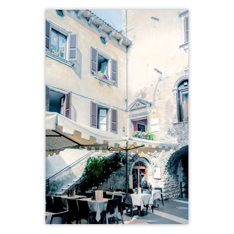 Italian Restaurant - charming architecture of a majestic city