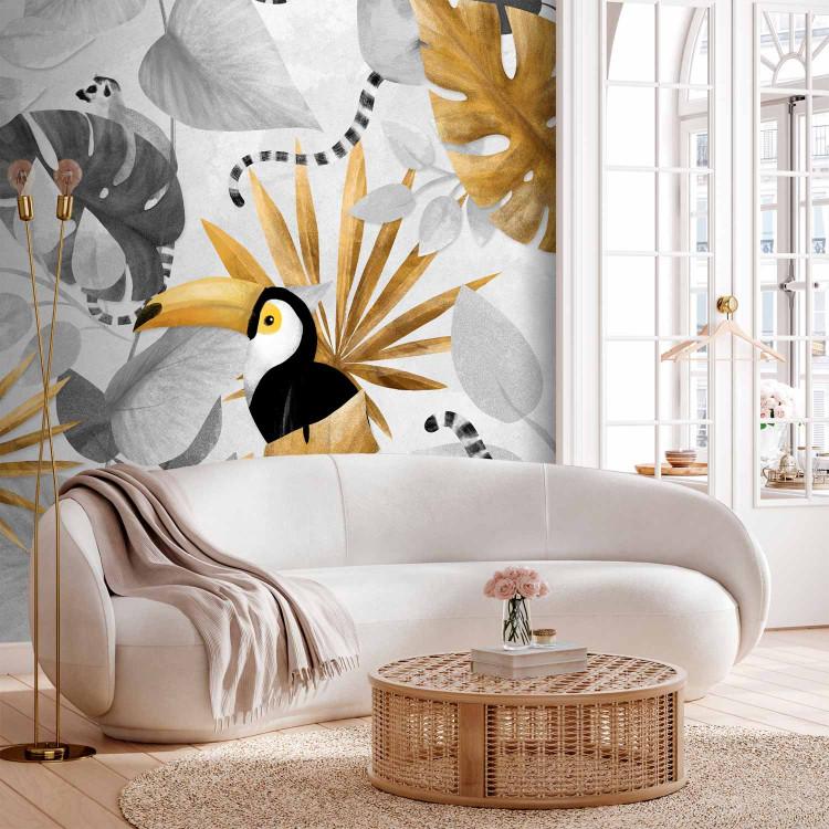 Jungle animals - tropical theme with toucans, lemurs and leaves