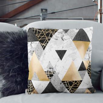 Decorative Microfiber Pillow Elegenat geometry - a minimalist design with imitation marble and gold cushions