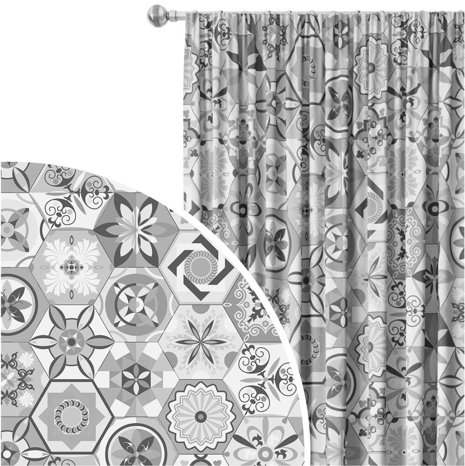 Decorative Curtain Oriental hexagons - a motif inspired by patchwork ceramics