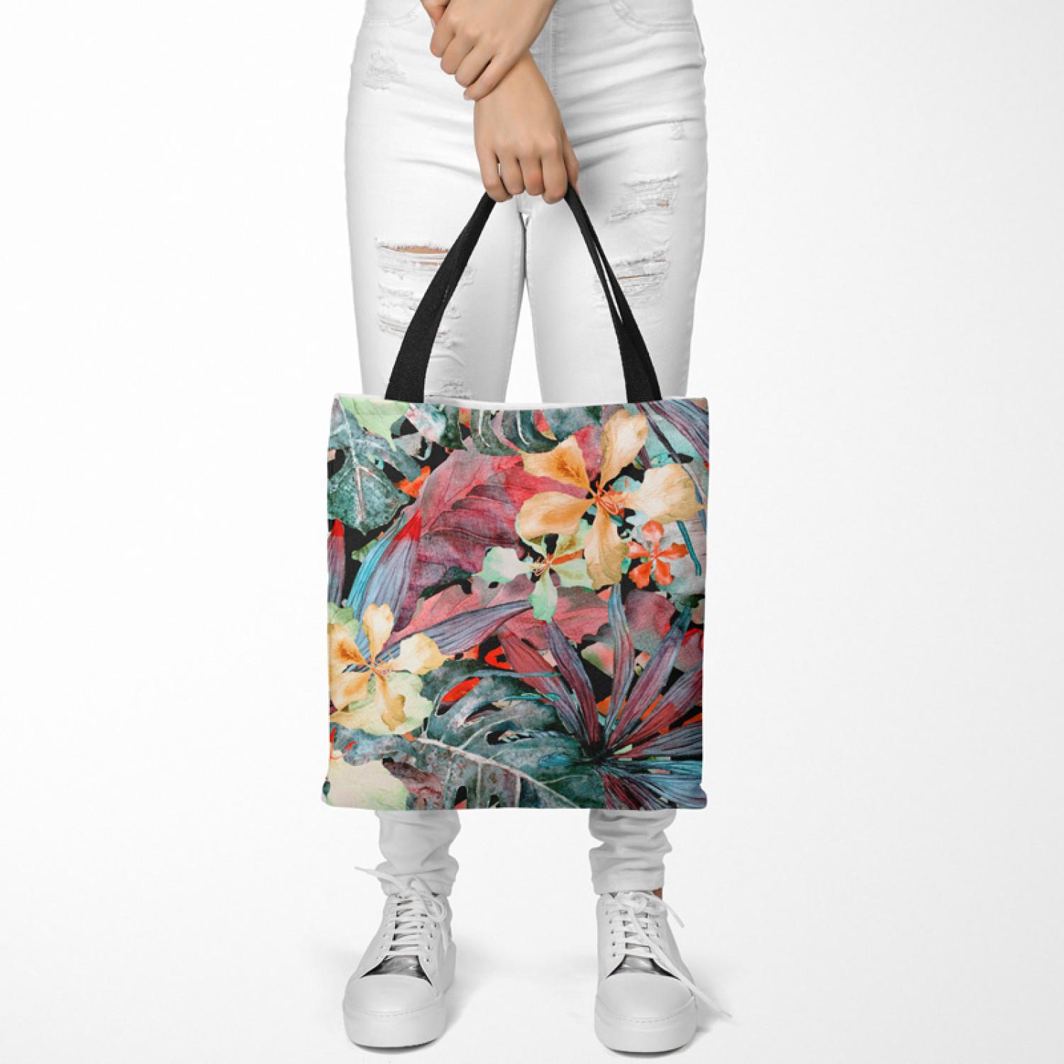 Shopping Bag Coloured leaves - subtle floral pattern in watercolour style