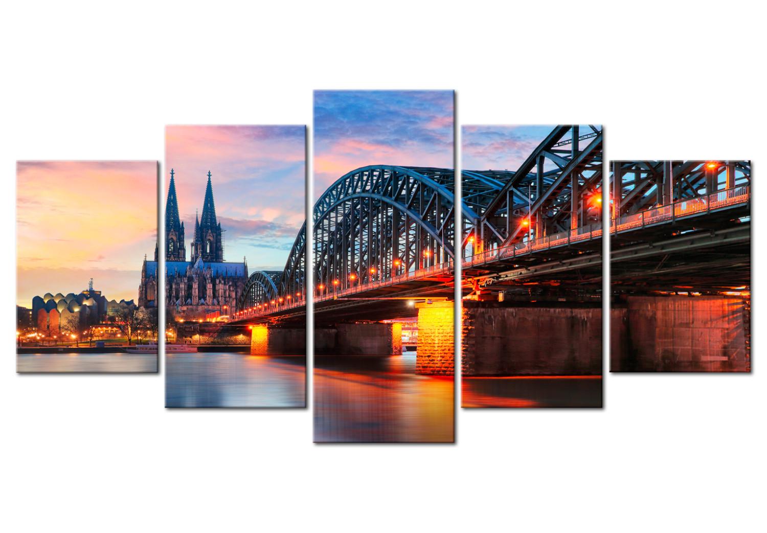 Canvas Evening in Cologne - City Architecture with Sunset Background