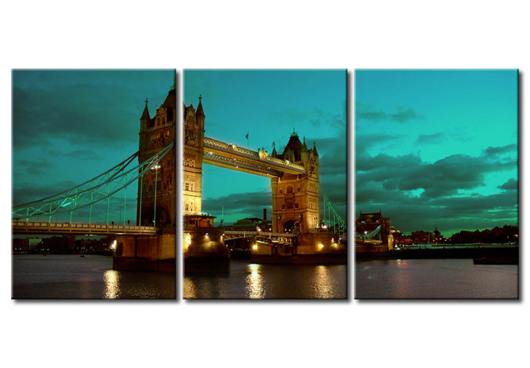 Canvas Tower Bridge at dusk 50530