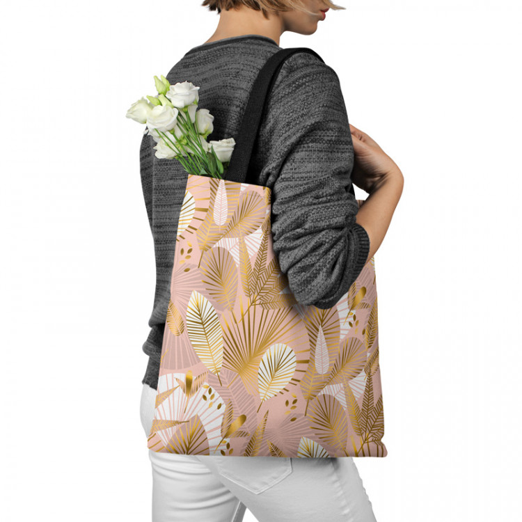 Shopping Bag Minimalist leaves - floral motif in gold on a pink background 147622 additionalImage 3