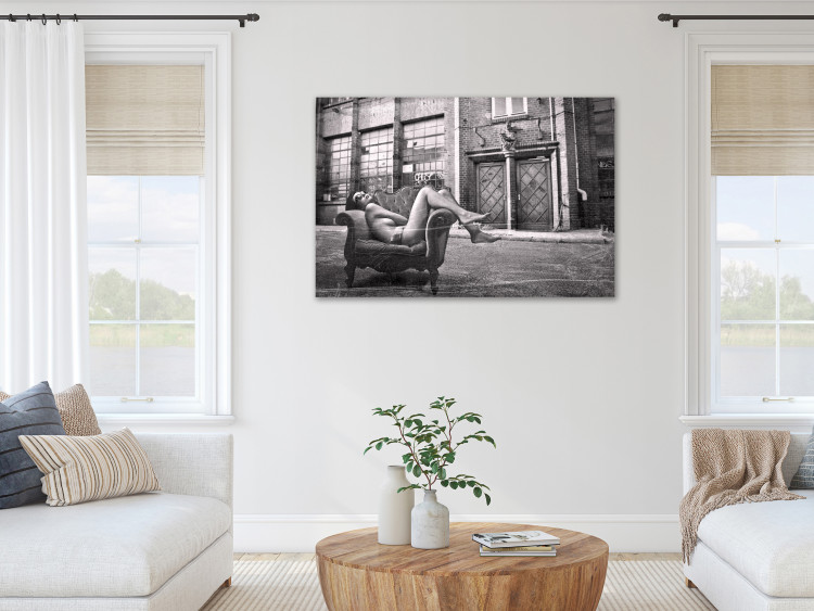 Canvas Woman in armchair - glamour style black and white photography 134172 additionalImage 3