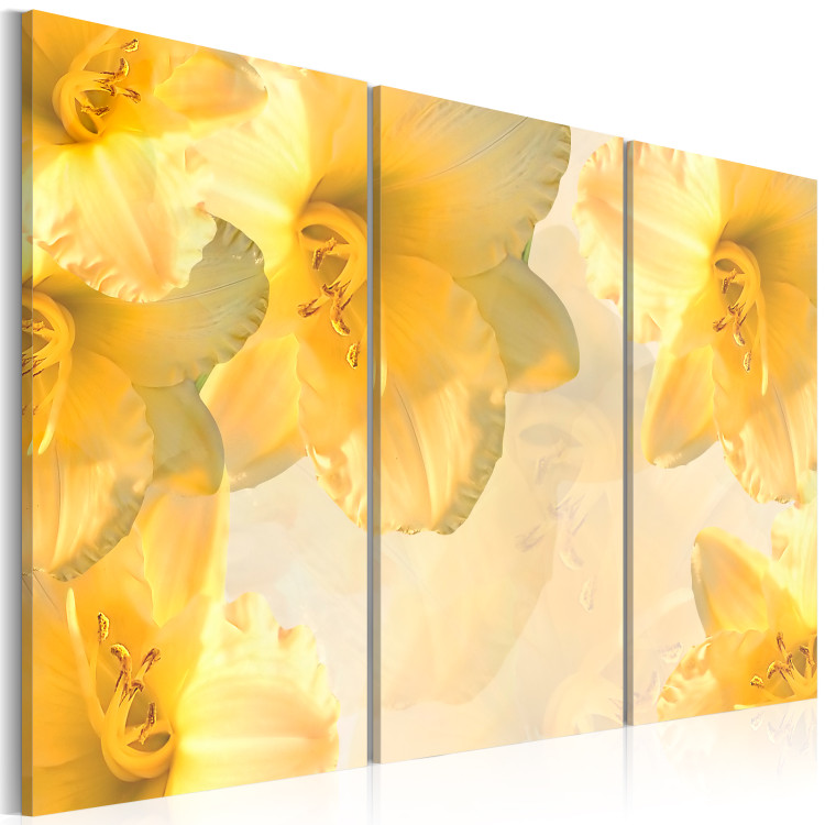 Canvas Delicate lilies in a shade of yellow 58663 additionalImage 2