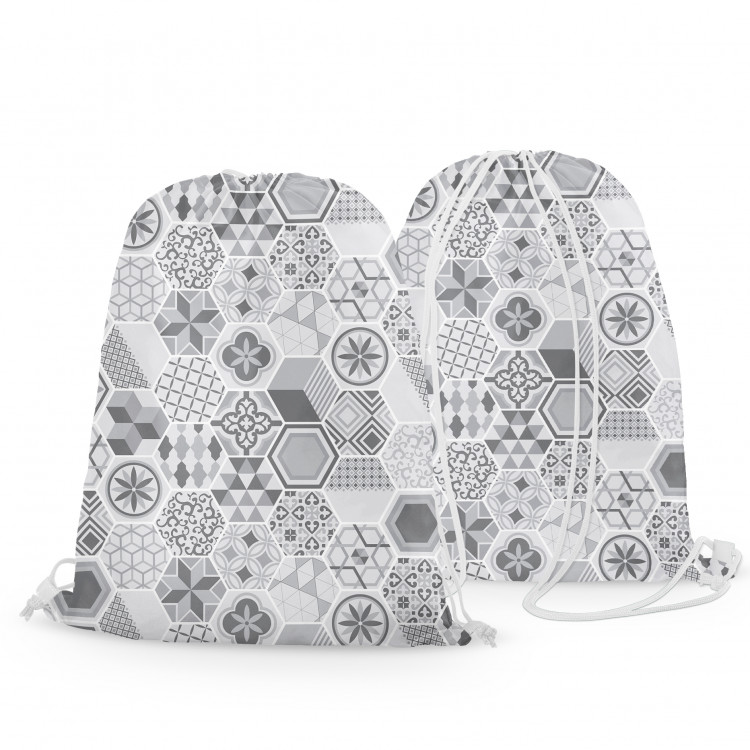 Backpack Ingenious geometry - cubes, polygons and floral motifs 147624 additionalImage 3