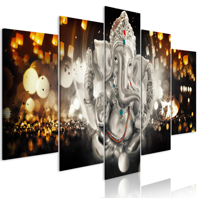 Canvas Peaceful Buddha - Buddhist oriental theme with candles in the air 118196 additionalImage 2
